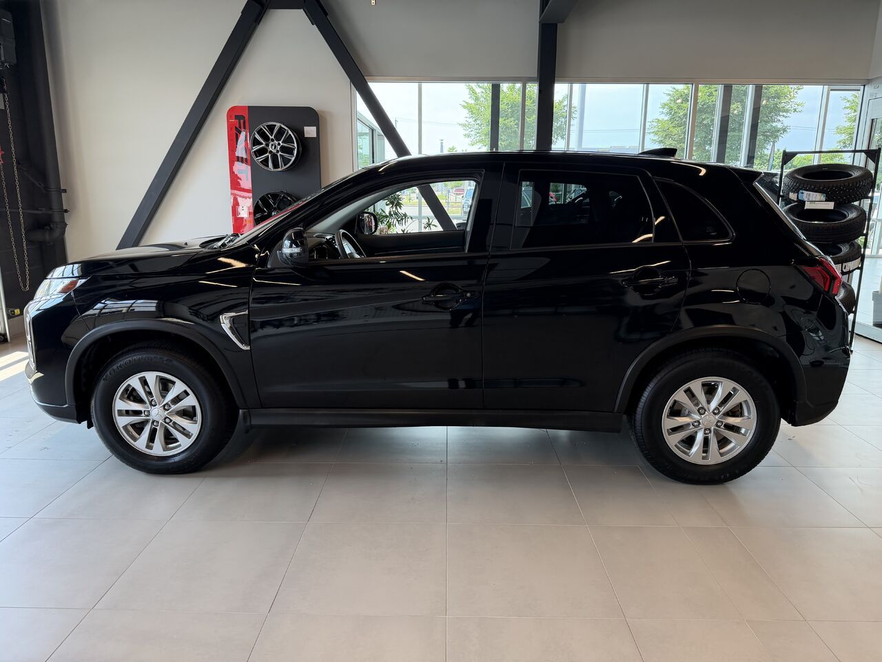 2023 Mitsubishi RVR