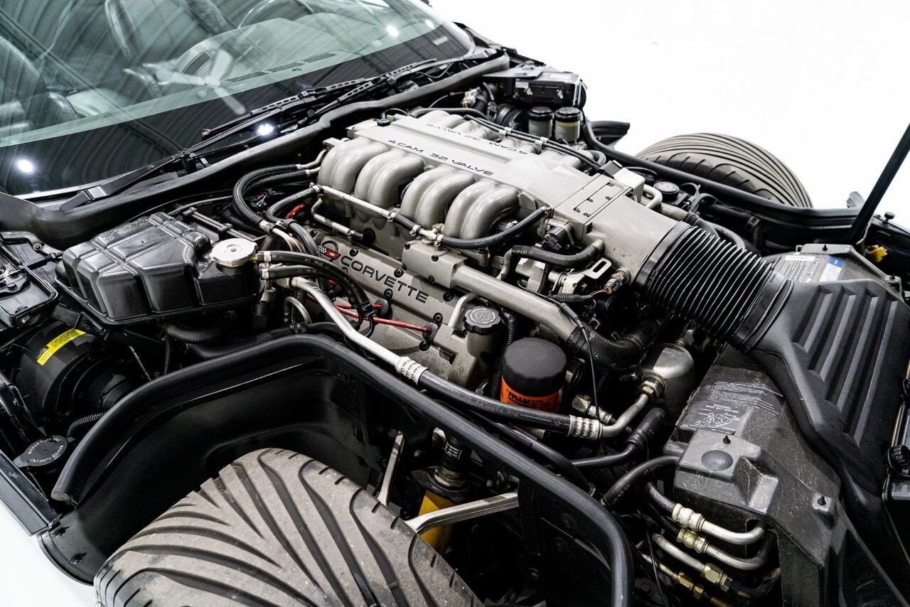 1990 Chevrolet Corvette ZR1 | PRIX EN USD Black Montreal - photo #16