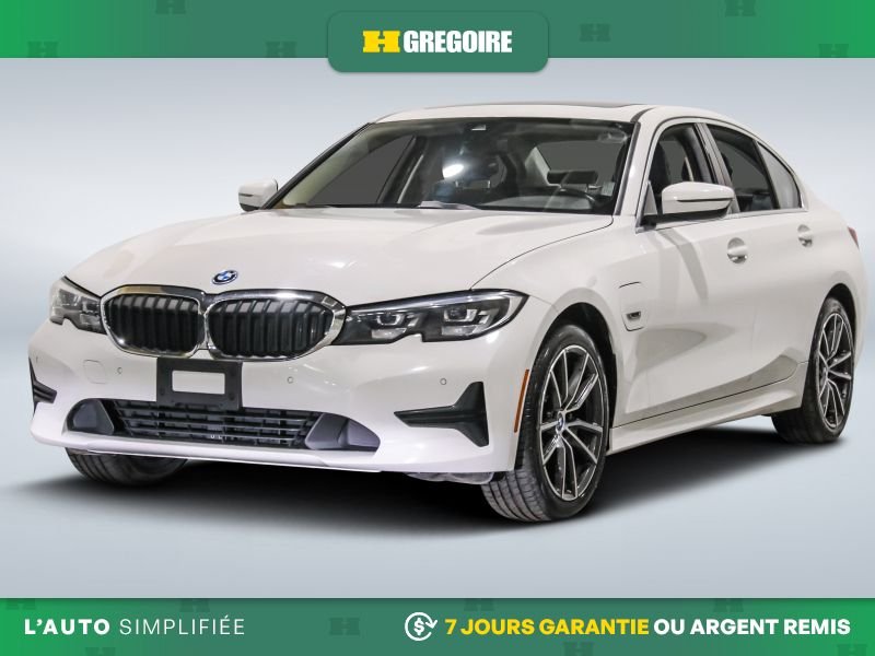 2022 BMW 330 2022 White