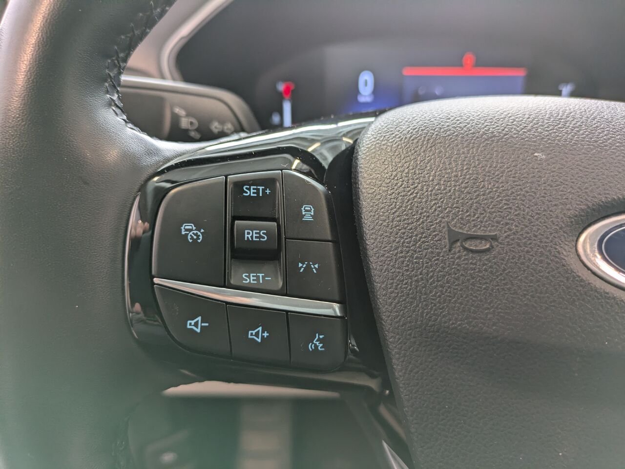 2023 Ford Escape Grey Gatineau - photo #6