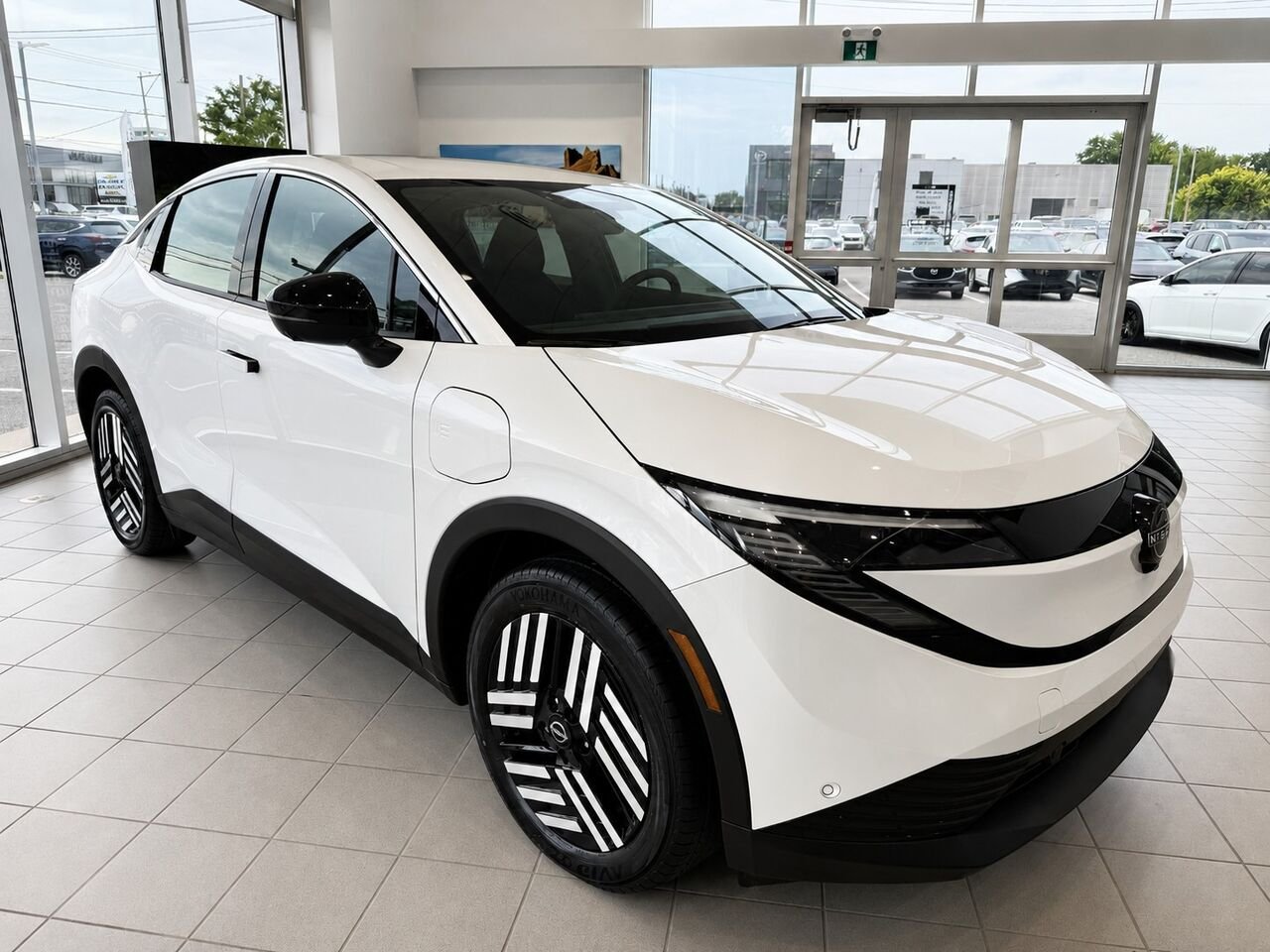 2026 NISSAN LEAF LEAF SV+ Everest White Pearl Tricoat Châteauguay - photo #5