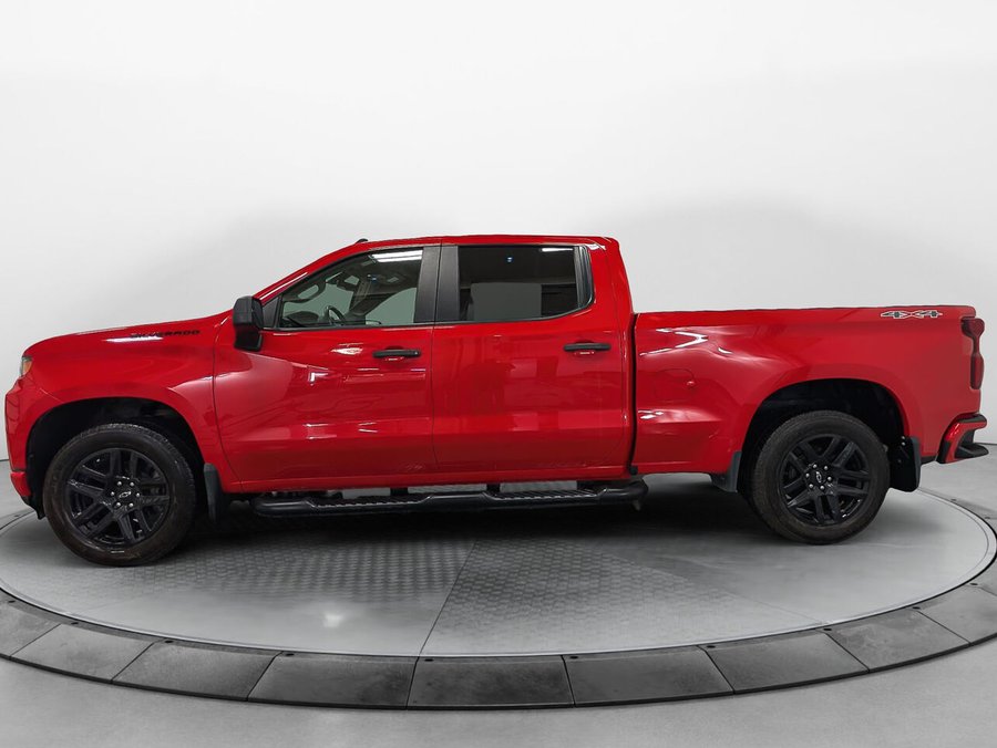 CHEVROLET Silverado 1500 4WD Crew Cab Rally Edition Moteur 2.7L 2022 Rouge