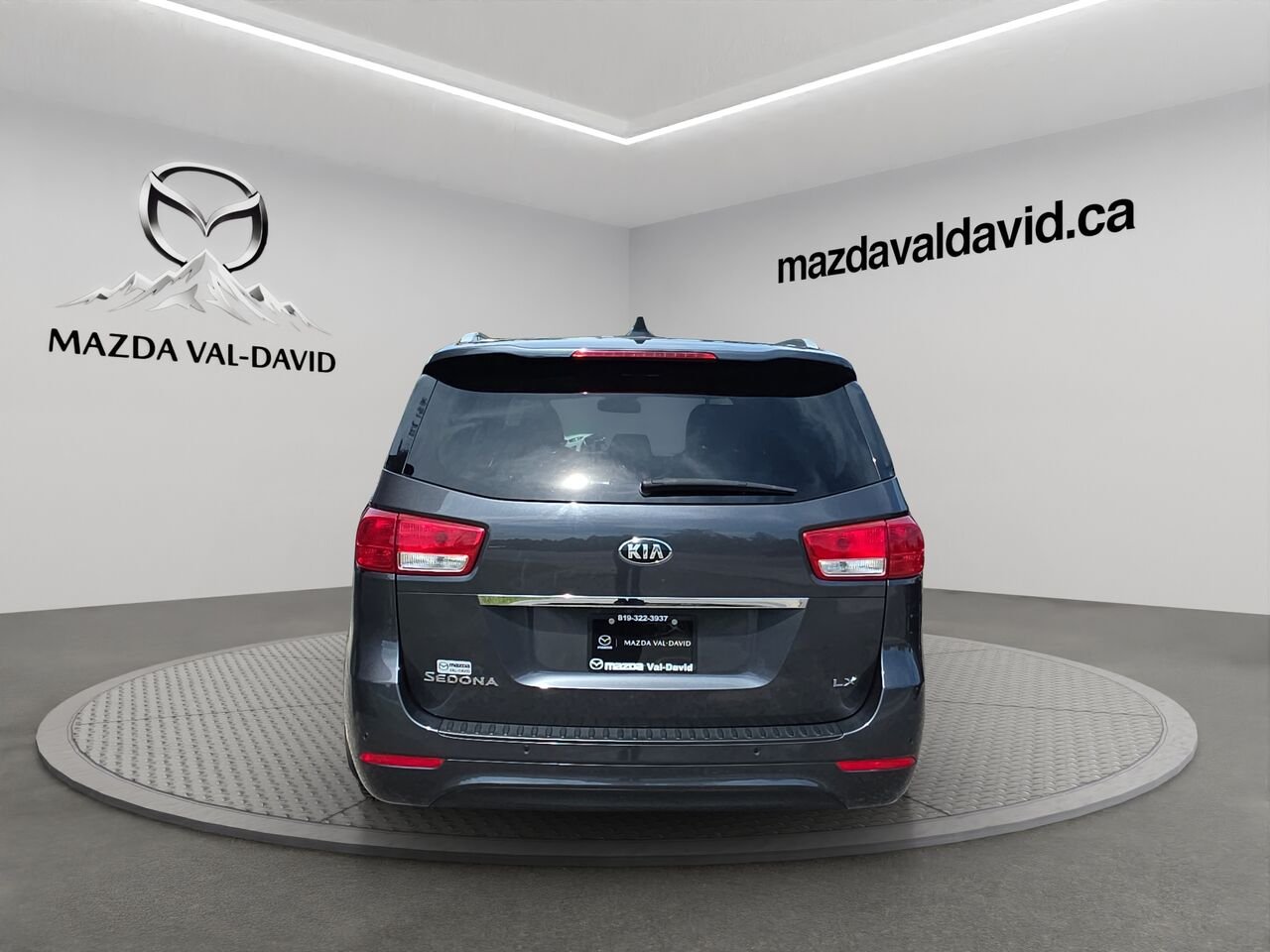 Kia Sedona LX TA, 8 passagers, volant chauffant, commande audio au volant, Apple carplay 2018 Gris Val-David - photo #20