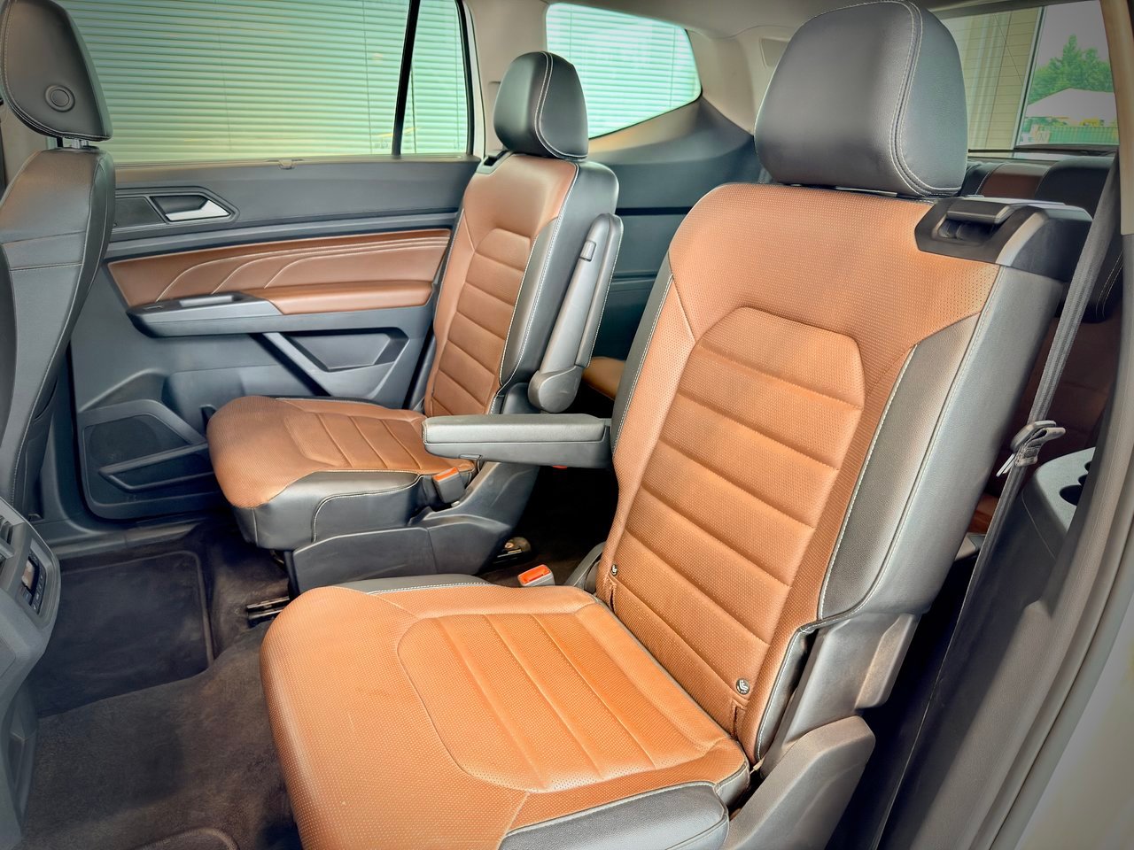 2021 Volkswagen Atlas White Notre-Dame-des-Prairies - photo #19