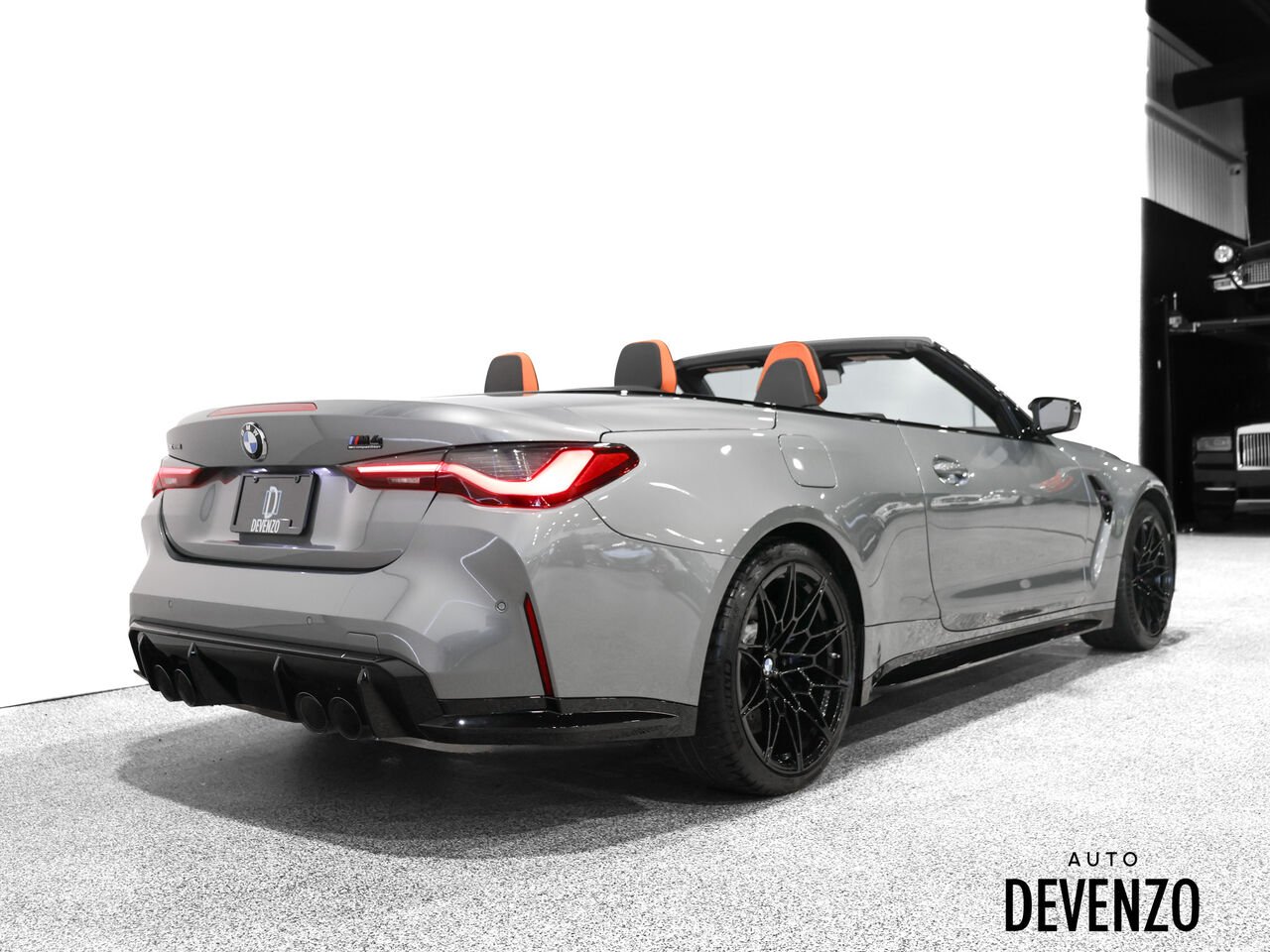 BMW M4 2024 Gris Saint-Eustache - photo #3
