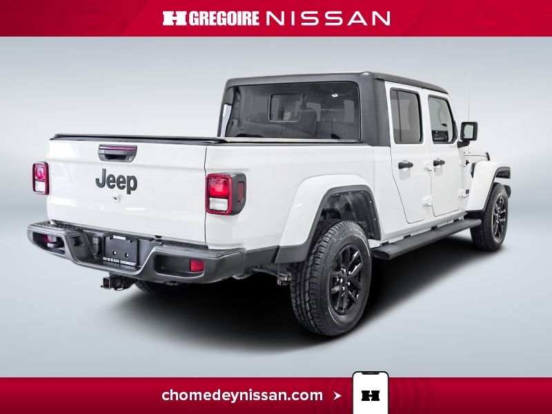 2022 Jeep Gladiator White Saint-Eustache - photo #8