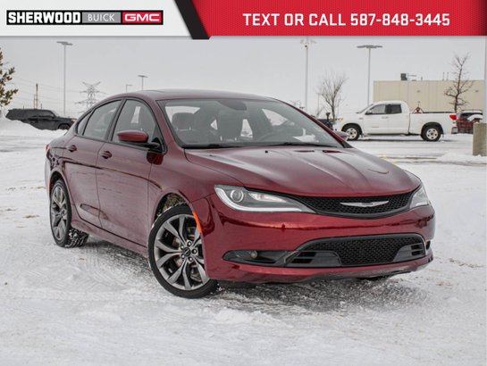 2016 Chrysler 200 2016 Red