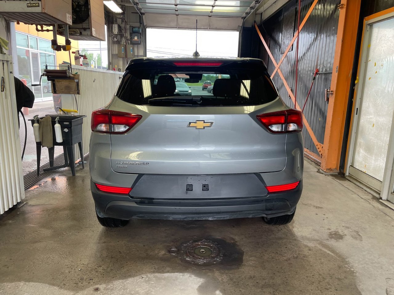 Chevrolet Trailblazer LS AWD *CARPLAY* GR COMMODITÉ BLUETOOTH WIFI USB 2024 Gris Saint-Jérôme - photo #5