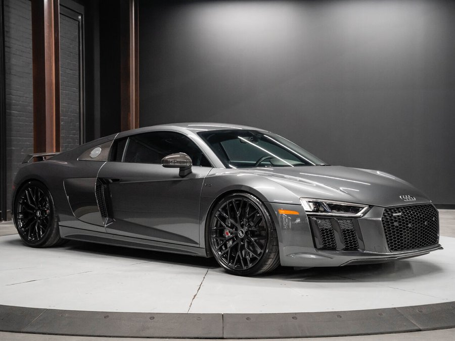 2017 Audi R8 2017 Grey