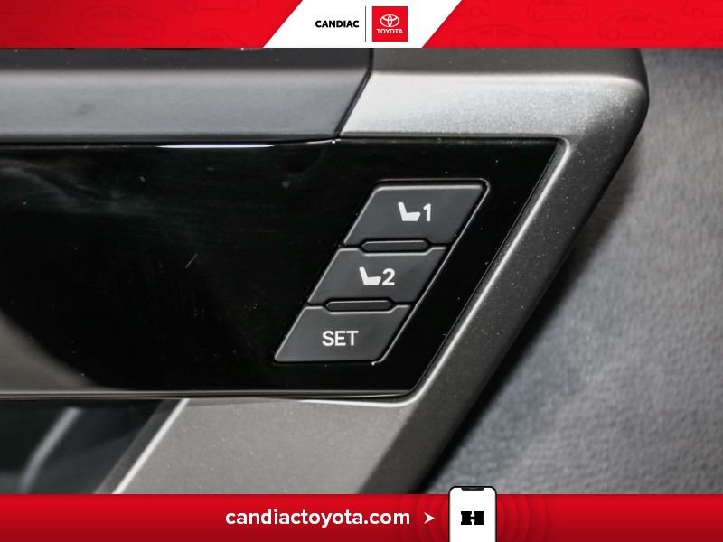 2025 Toyota Tundra White Laval - photo #30