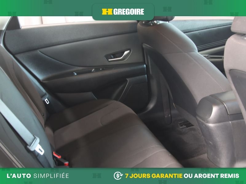 Hyundai Elantra 820686 | Preferred AUTO A/C MAGS TOIT CAM RECUL BLUETOOTH 2022 Noir Laval - photo #27
