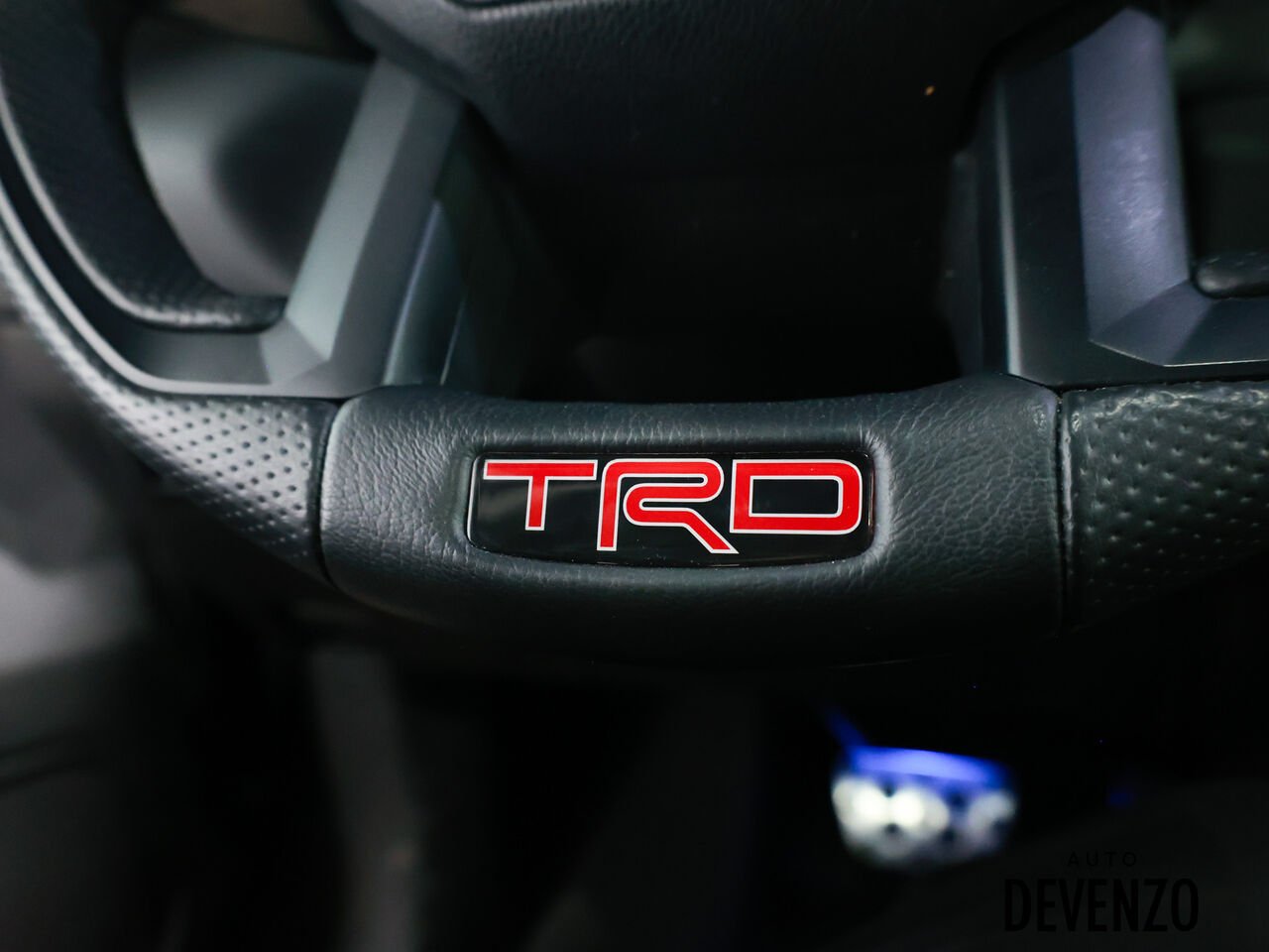 2024 Toyota Tundra Grey Saint-Eustache - photo #16