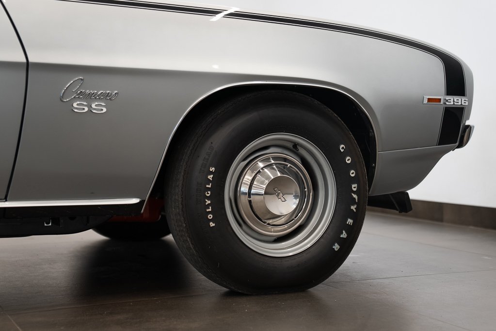 1969 Chevrolet Camaro Silver Montreal - photo #6