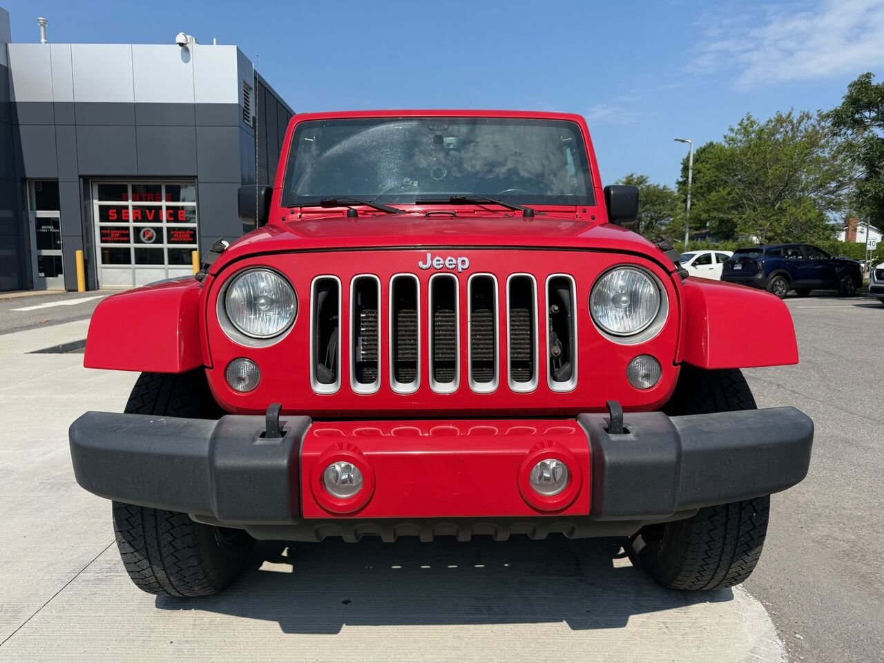 2017 Jeep Wrangler Unlimited Modèle Sahara 4 portes traction intégrale Red Châteauguay - photo #1