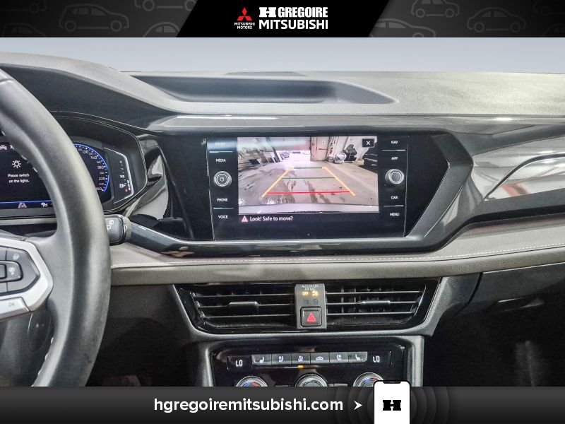 2024 Volkswagen Taos Silver Laval - photo #23