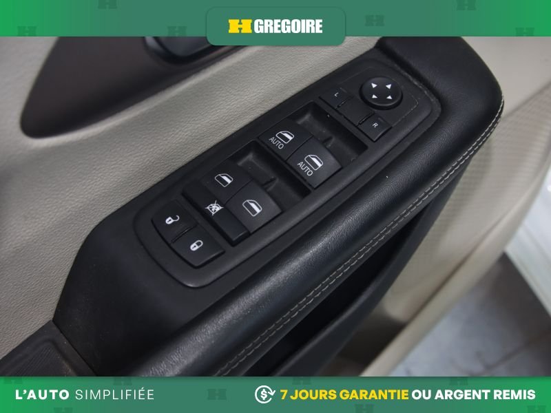 Chrysler Grand Caravan 821105 | SXT AUTO A/C MAGS CAM RECUL BLUETOOTH 2023 Blanc Laval - photo #17