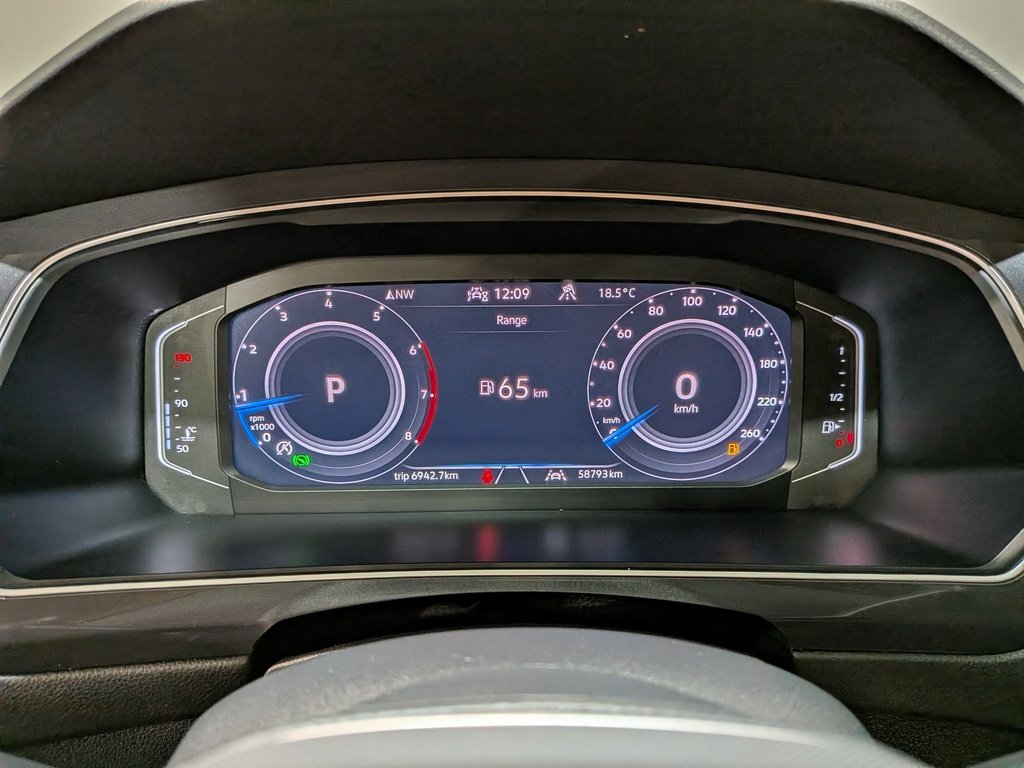 Volkswagen Tiguan Comfortline 4MOTION 2024 Gris Val-David - photo #17