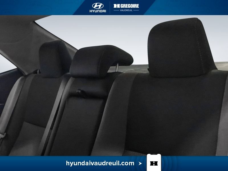 2018 Toyota Corolla Blue Laval - photo #18
