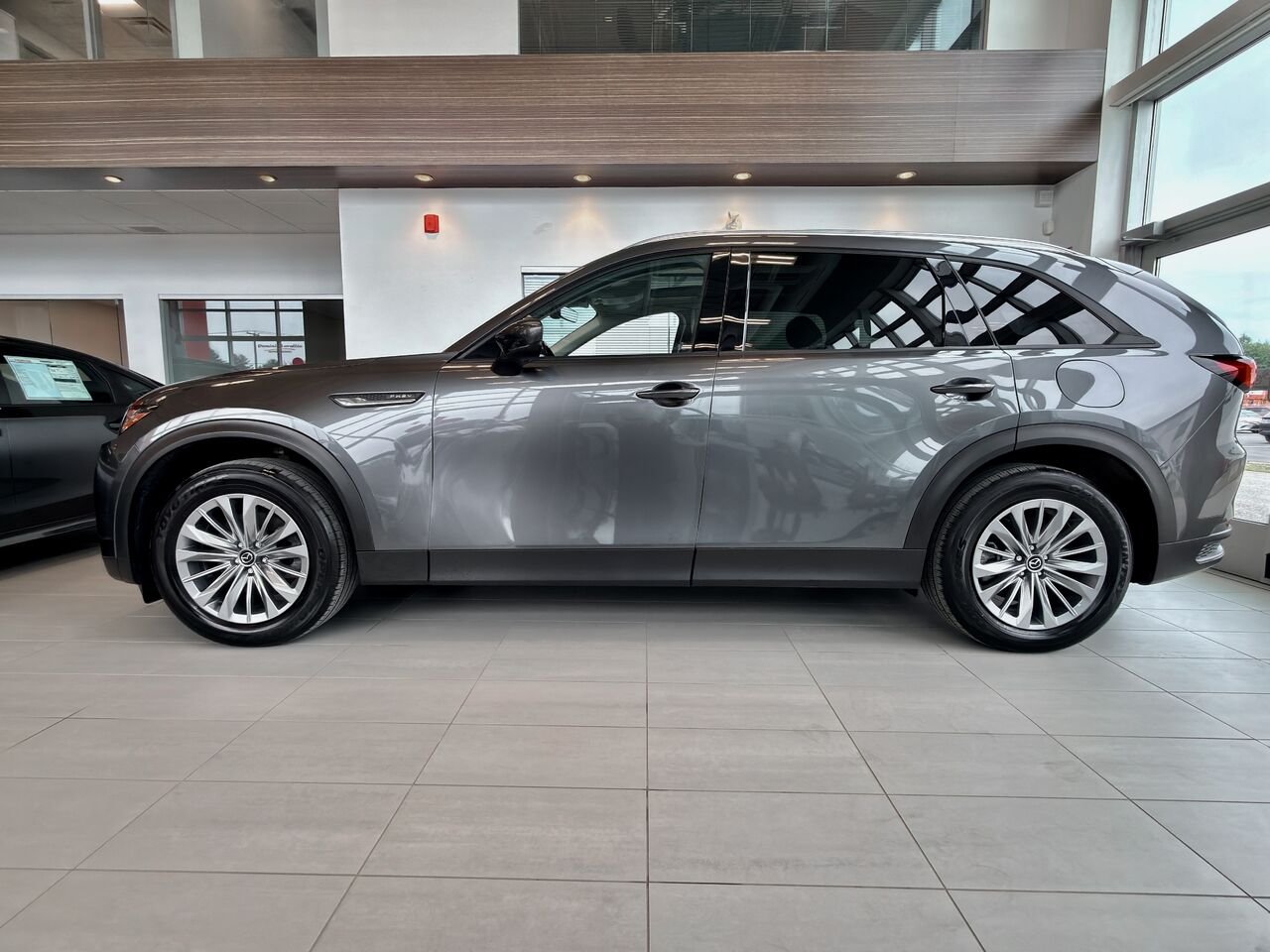 2024 Mazda CX-90 hybride rechargeable Grey Notre-Dame-des-Prairies - photo #6