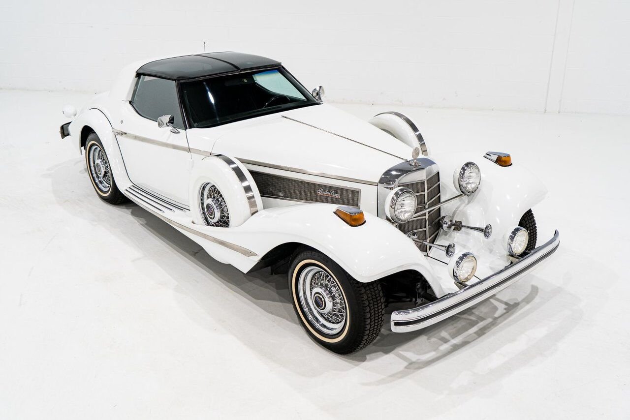 1981 Phillips Motor Car Berlina Coupe Only 1 of 78 produced. Very rare | PRIX EN USD White Montreal - photo #2