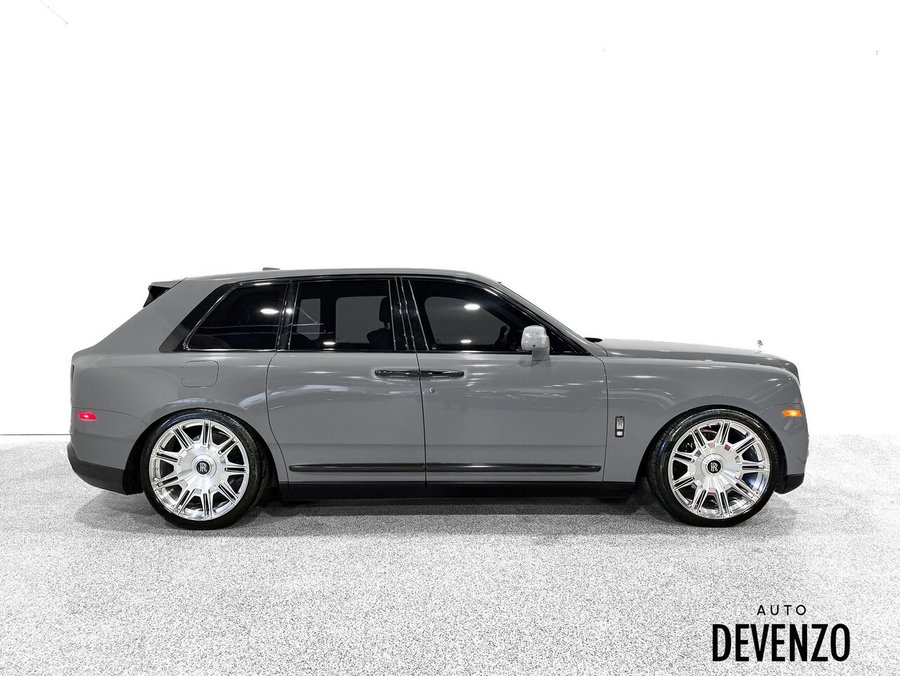 Rolls-Royce Cullinan 2023 2023 Gris