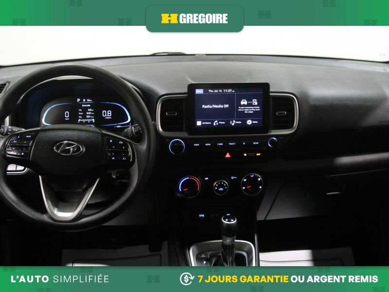 2024 Hyundai Venue White Blainville - photo #17