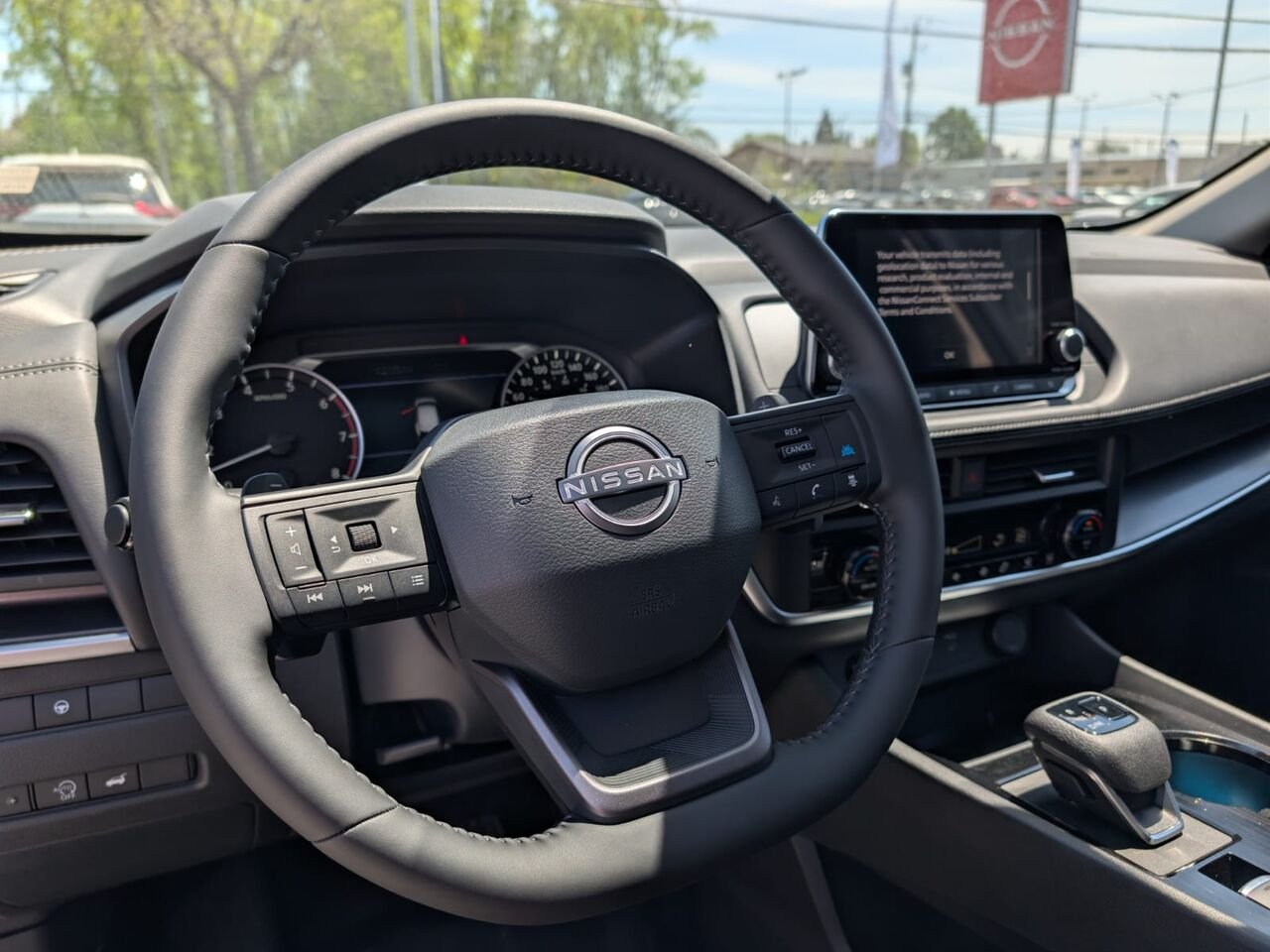 NISSAN Rogue ROGUE SV TOIT OUVRANT 2026 Gris poudre métallisé Châteauguay - photo #17