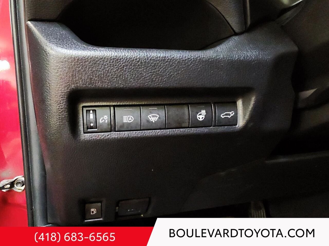 Toyota RAV4 98232A-52 | HYBRIDE XLE, AWD 2021 Rouge Québec - photo #12