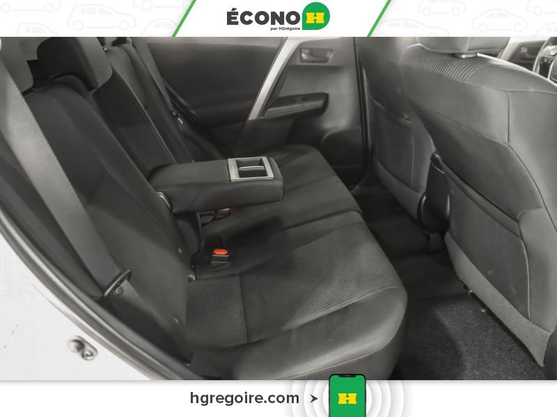 Toyota Rav 4 2017 Blanc Blainville - photo #24