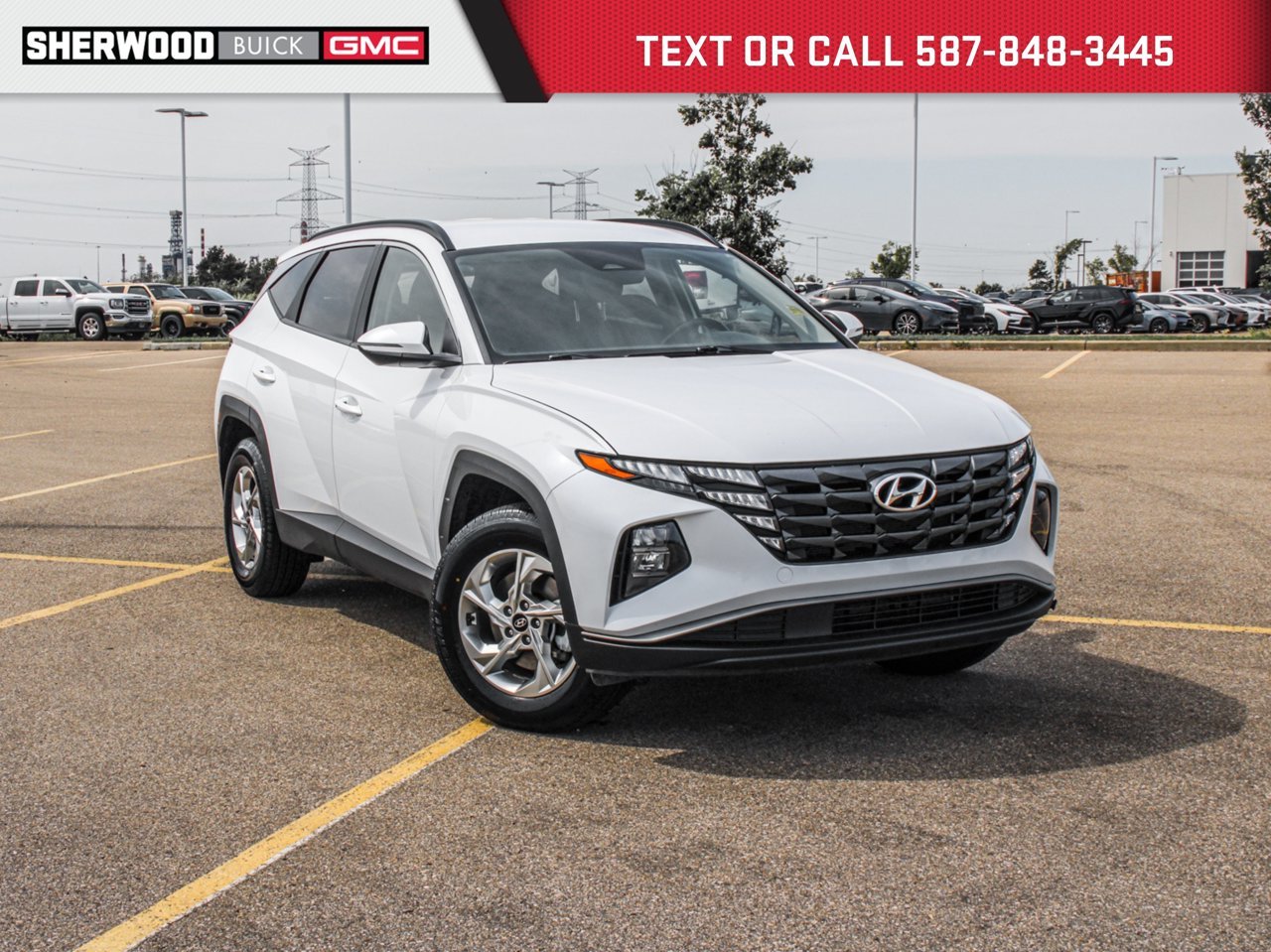 2023 Hyundai Tucson Preferred AWD White Sherwood Park - photo #0