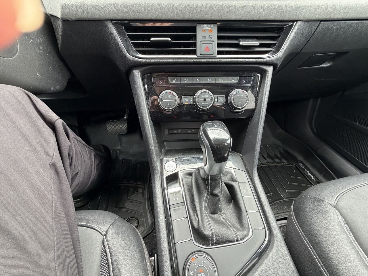 Volkswagen Taos Comfortline 4MOTION 2022 Noir Laval - photo #23