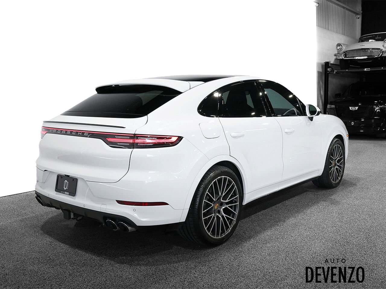 Porsche Cayenne 2023 Blanc Saint-Eustache - photo #3