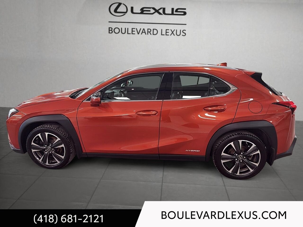 2020 Lexus UX Orange Quebec - photo #5