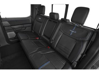 Ford Super Duty F-350 à roues arrière jumelées Platine