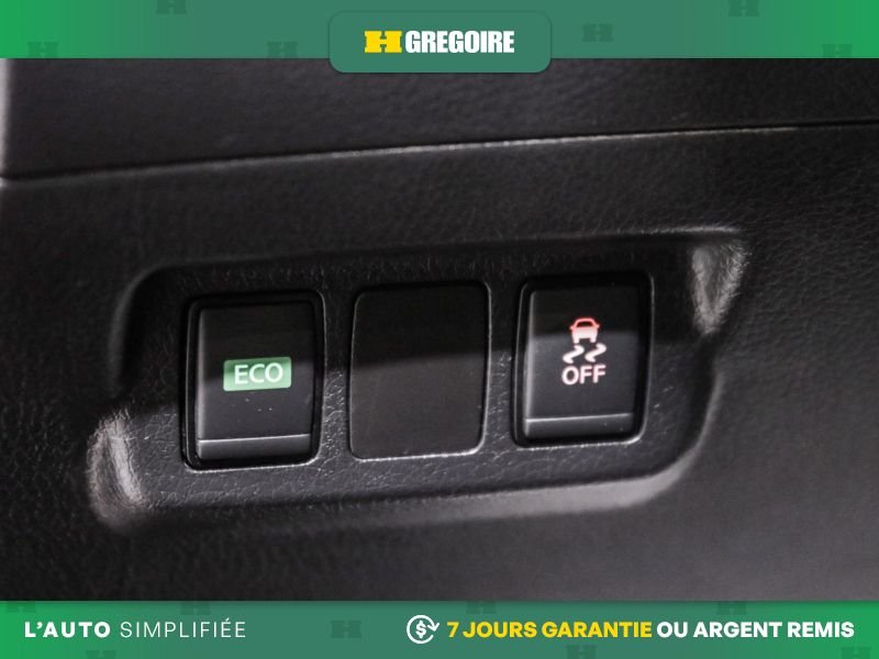 Nissan Sentra 2019 Rouge Laval - photo #16
