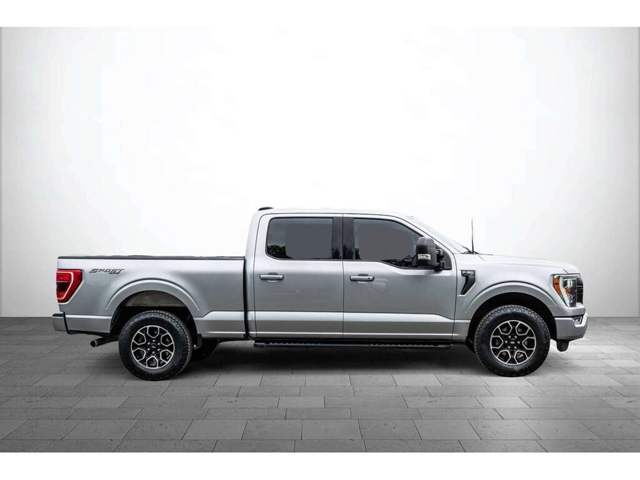 2023 Ford F-150 Silver Sainte-Julienne - photo #3