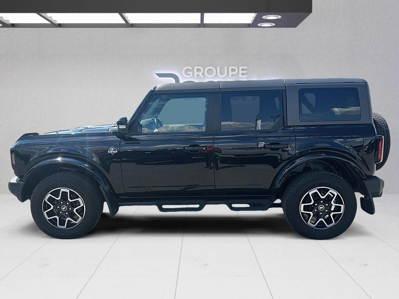 2023 Ford Bronco Black Rouyn-Noranda - photo #4