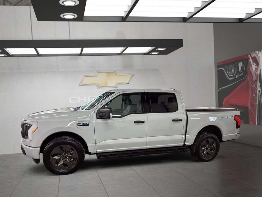 2024 Ford F-150 LIGHTNING 4WD + GARANTIE DISPONIBLE 2024 Grey