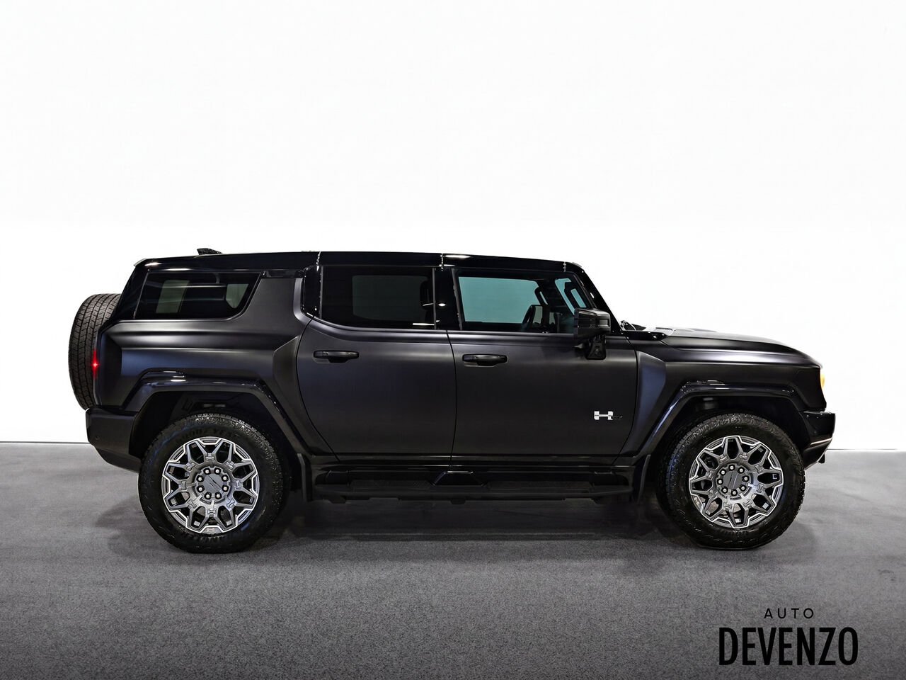 2024 GMC HUMMER EV VUS Black Saint-Eustache - photo #1