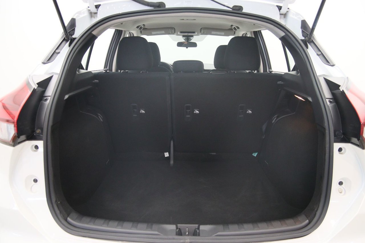 2024 Nissan Kicks VIN 3N1CP5CV5RL485509 White Baie-Comeau - photo #16