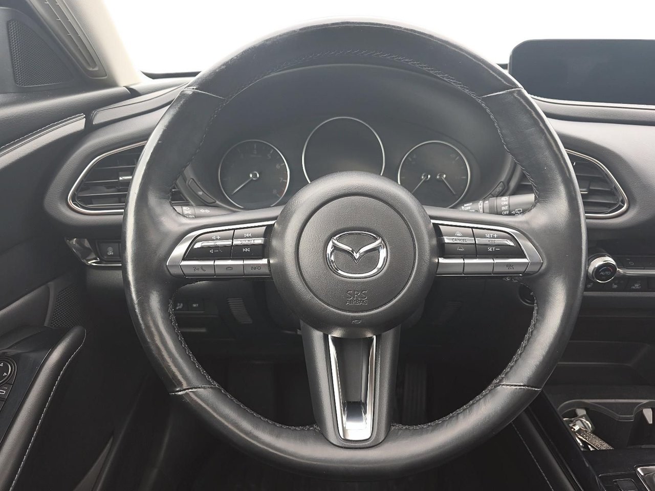 2023 Mazda CX-30 Grey Baie-Comeau - photo #10