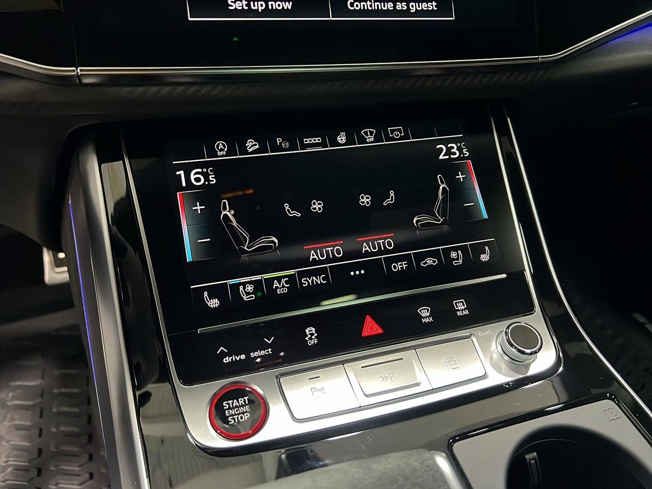 2026 Audi RS Q8 PERFORMANCE White Québec - photo #15