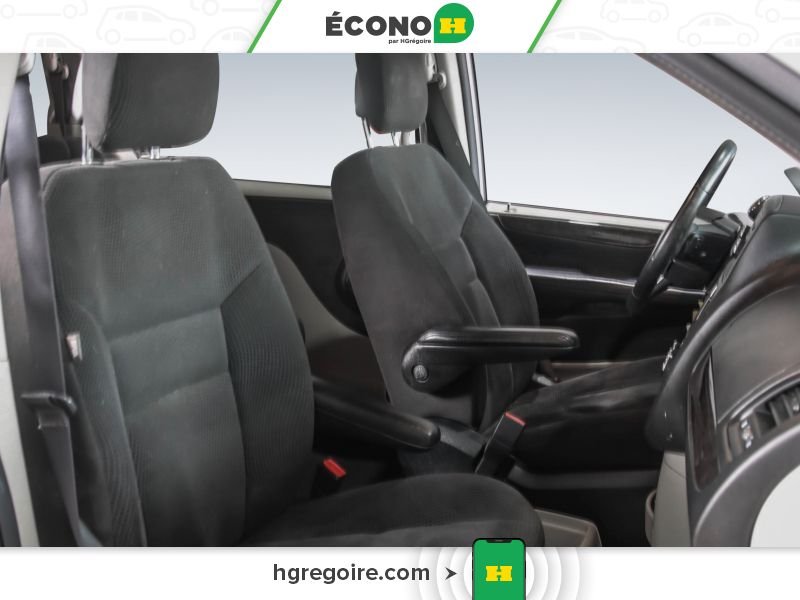 Dodge GR Caravan 2017 Gris Blainville - photo #24