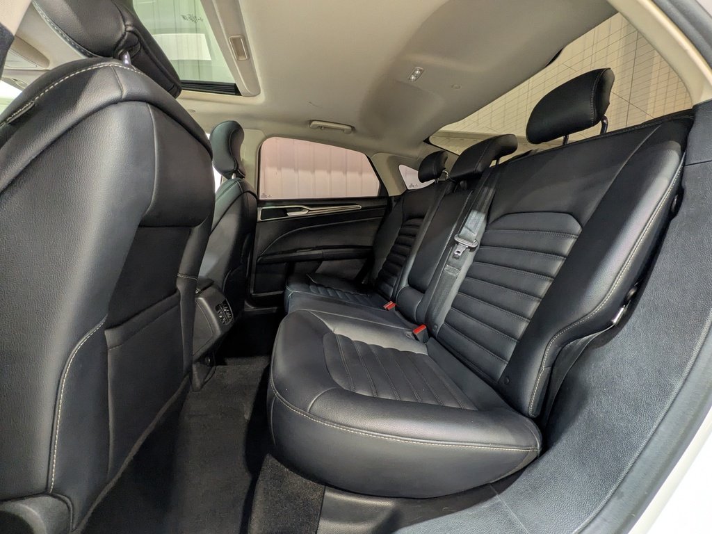 Ford Fusion Hybrid SEL FWD 2019 Blanc Val-David - photo #10