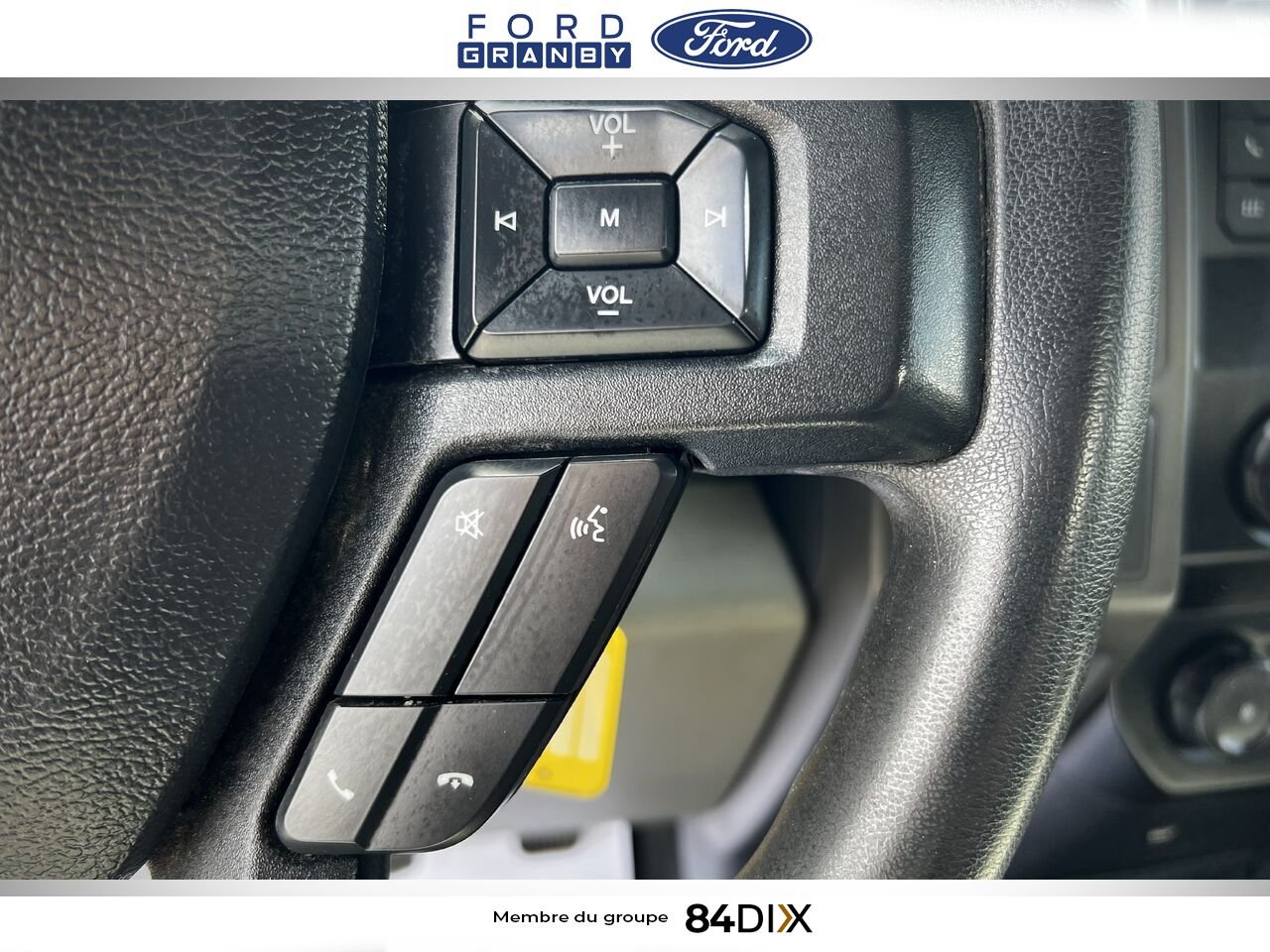 2022 Ford Super Duty F-550 DRW White Granby - photo #20