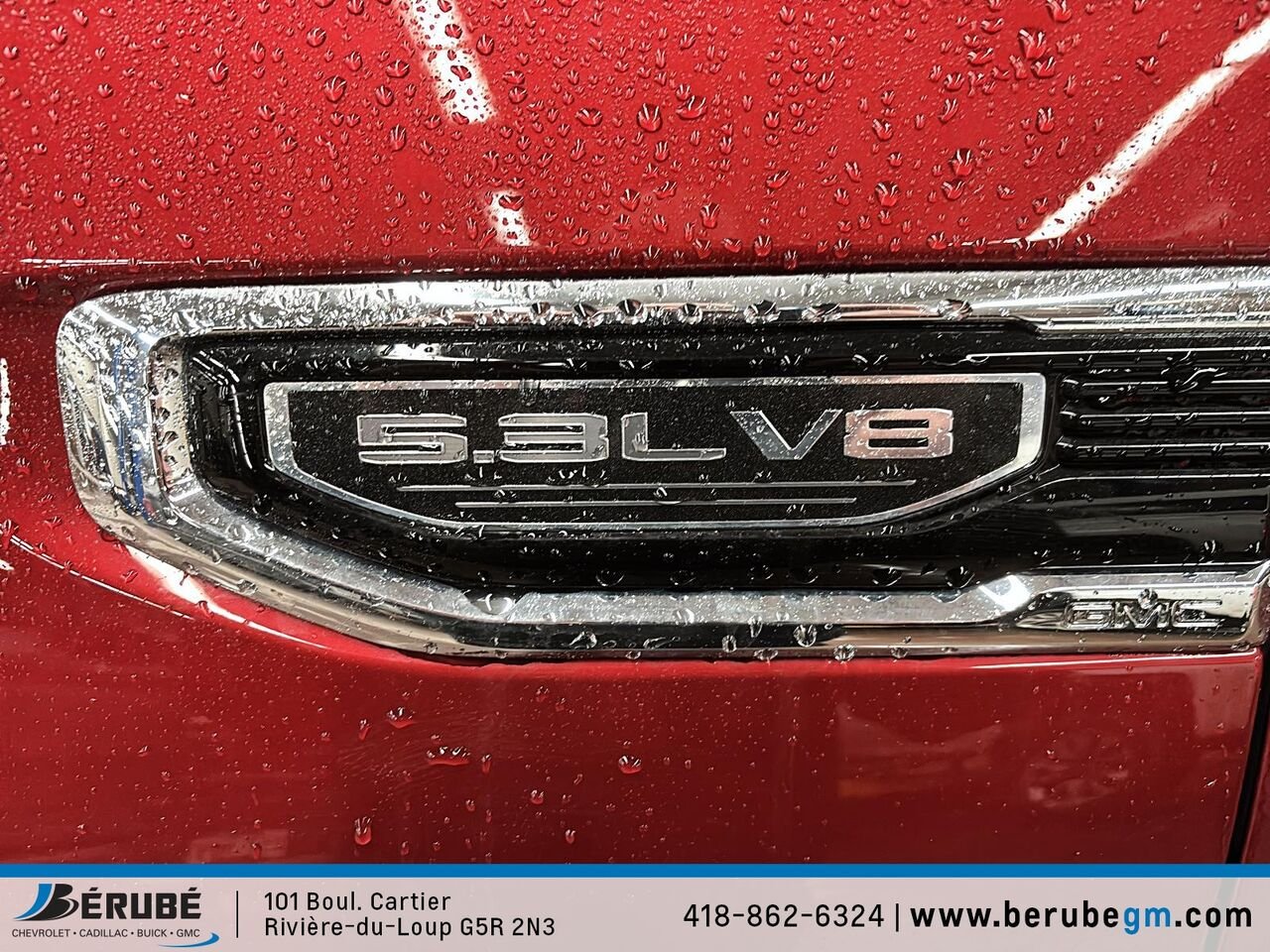 2024 GMC 1500 4RM, CAISSE COURTE, CAB. MULTIPLAC Denali cabine multiplace 4RM 147 po Red Rivière-du-Loup - photo #5