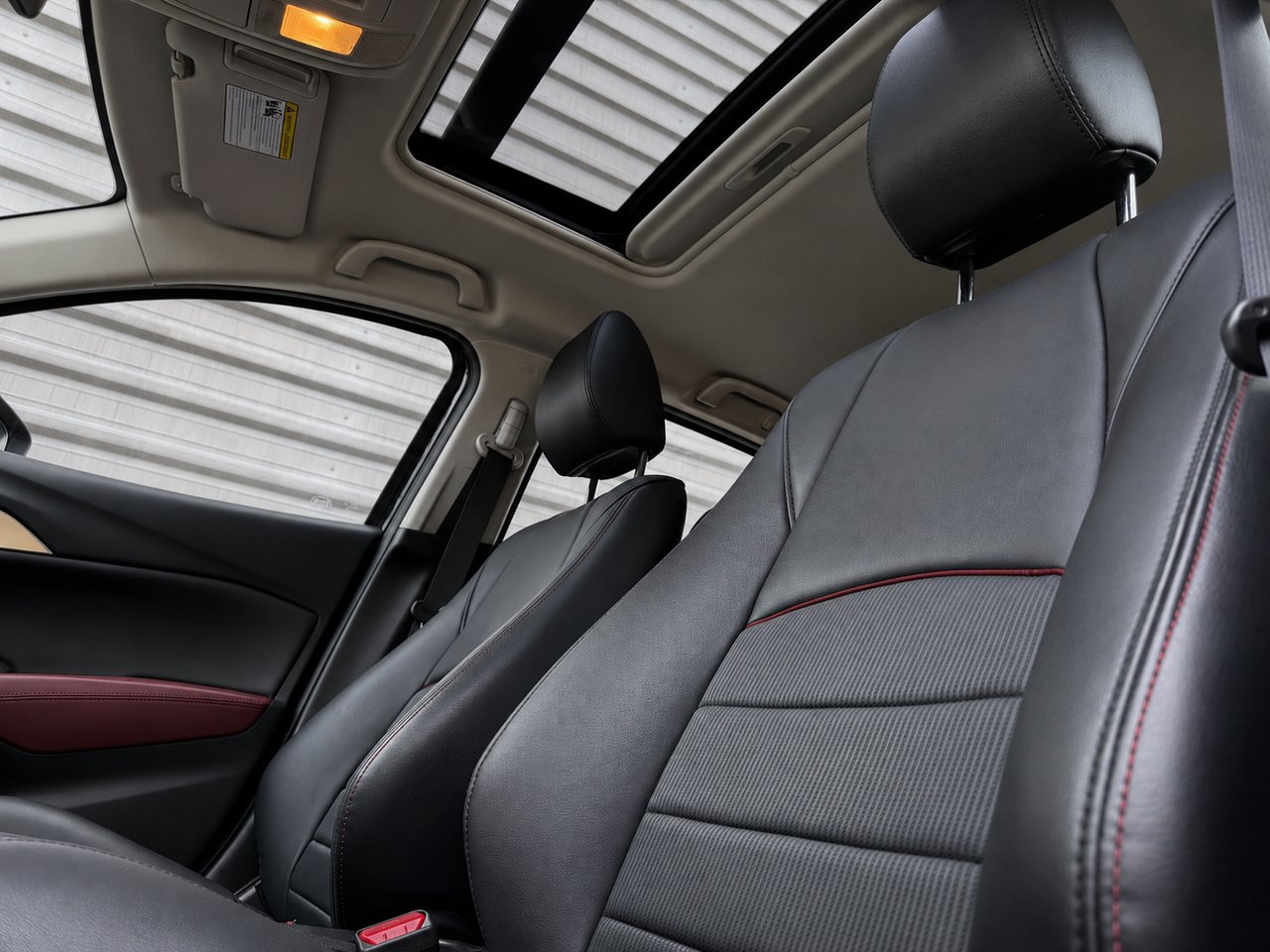 2017 MAZDA CX-3 Black Châteauguay - photo #6