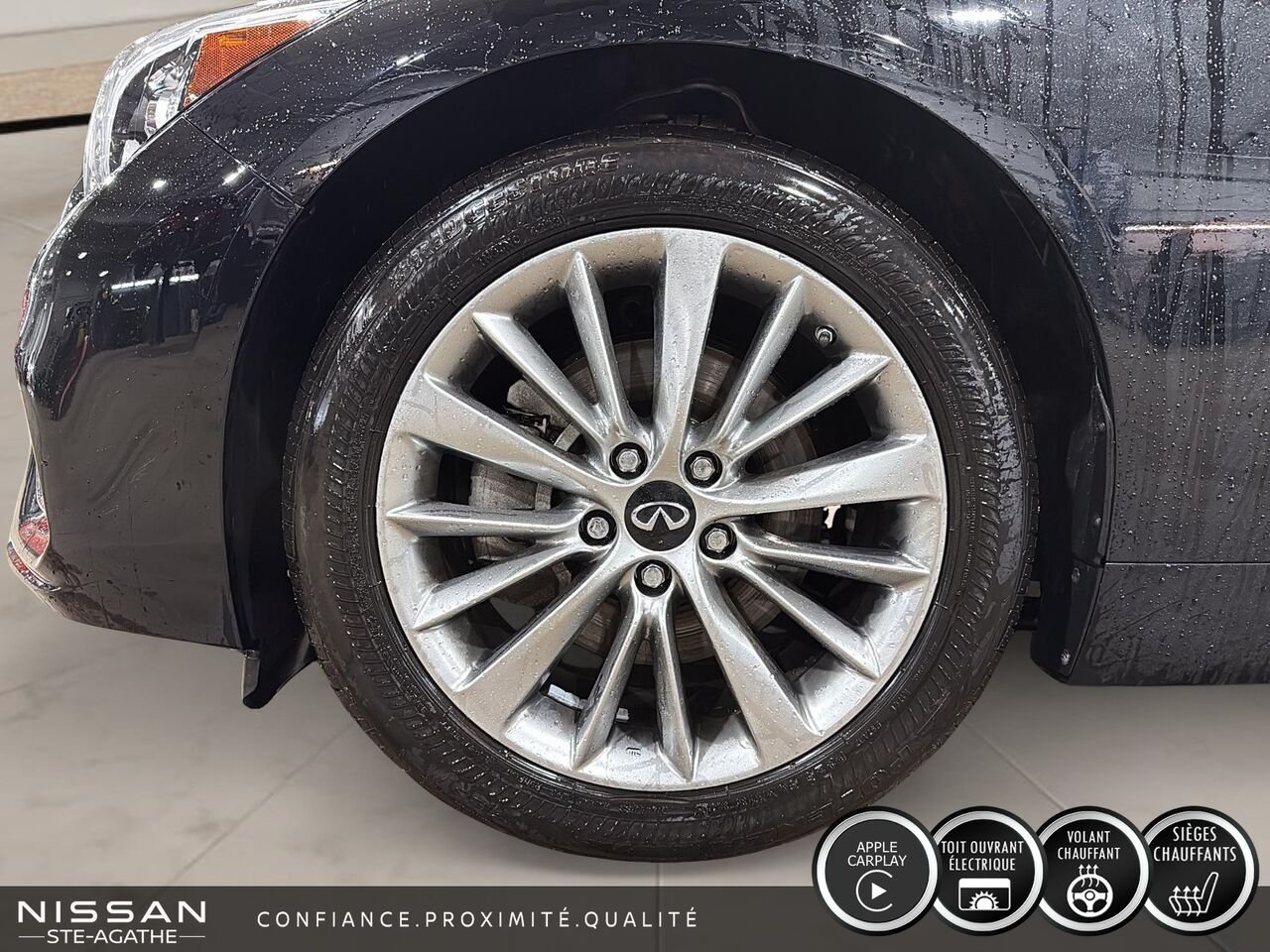 INFINITI Q50 LUXE| TOIT| AWD| CARPLAY 2024 Noir Saint-Jérôme - photo #6