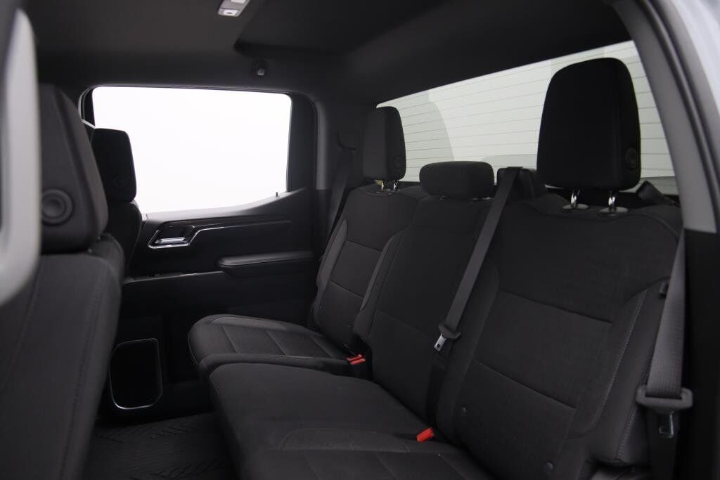 2024 Chevrolet Silverado 1500 VIN 1GCUDEED8RZ166970 Grey Baie-Comeau - photo #8