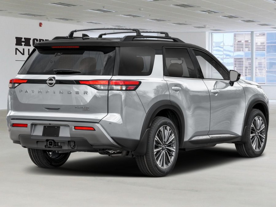 2026 Nissan Pathfinder 2026 Everest While Pearl Tricoat/Super Black